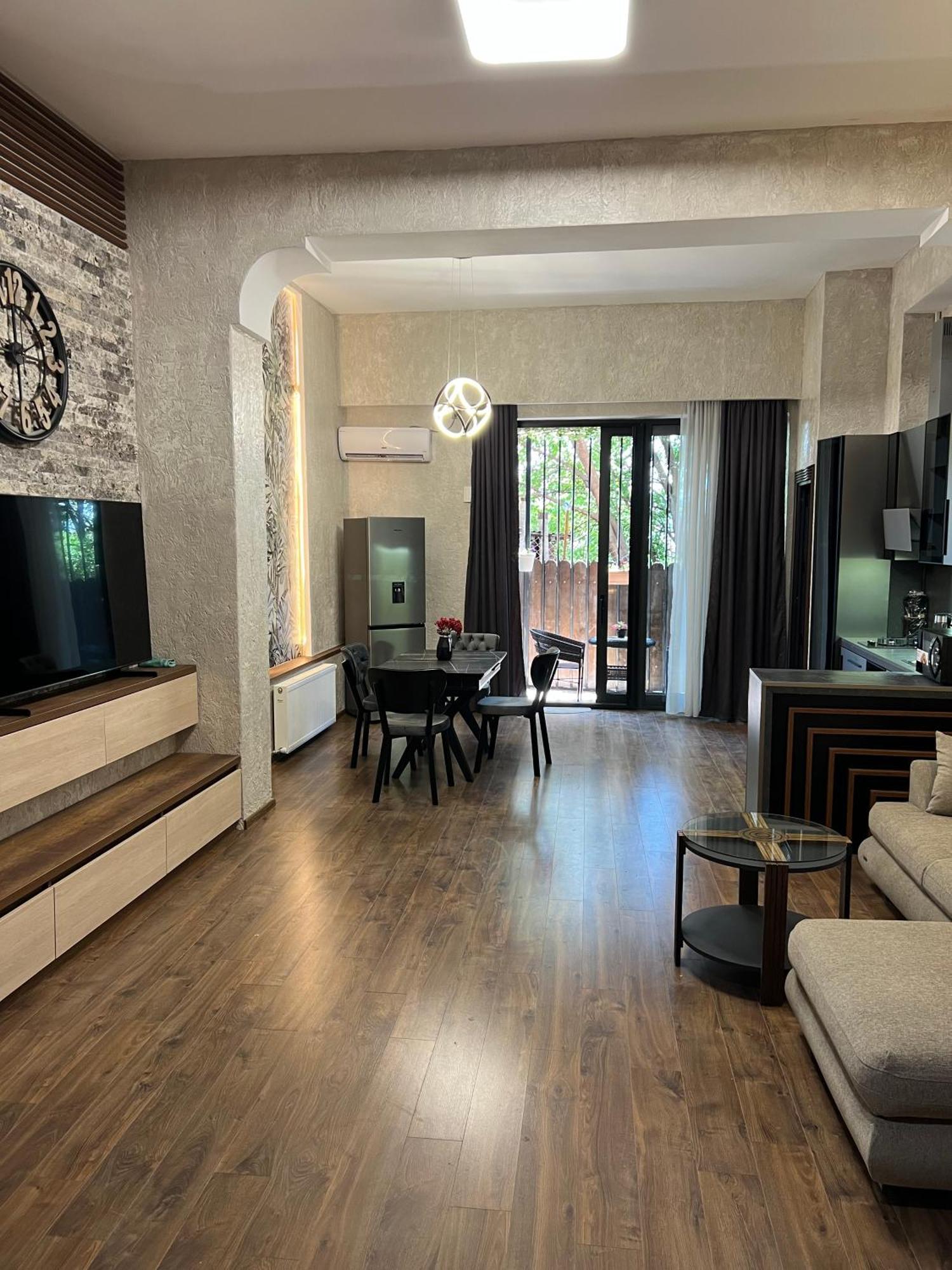 Hotel Livin Tbilisi Exterior foto