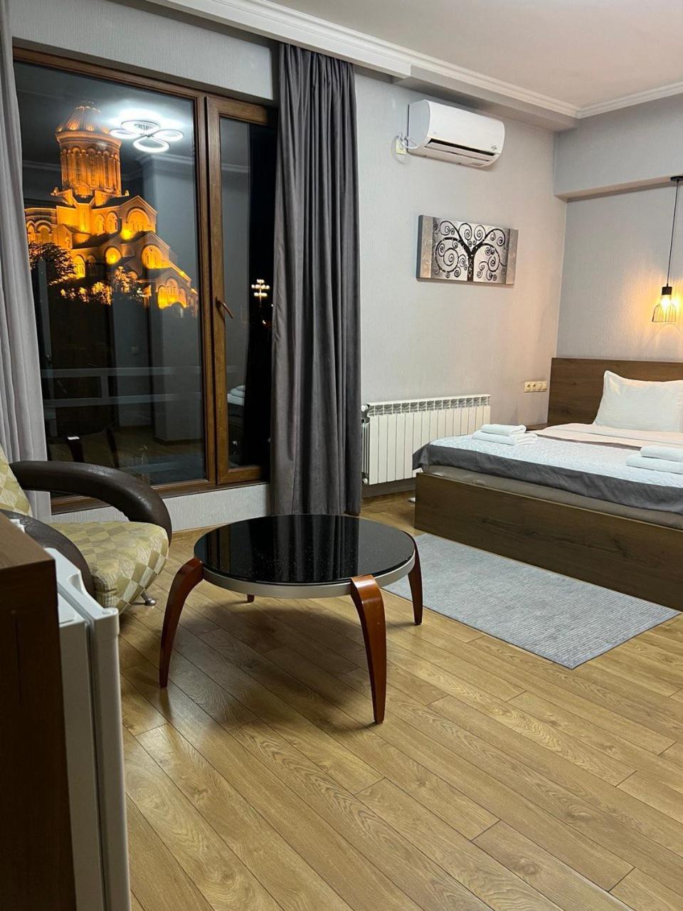 Hotel Livin Tbilisi Exterior foto