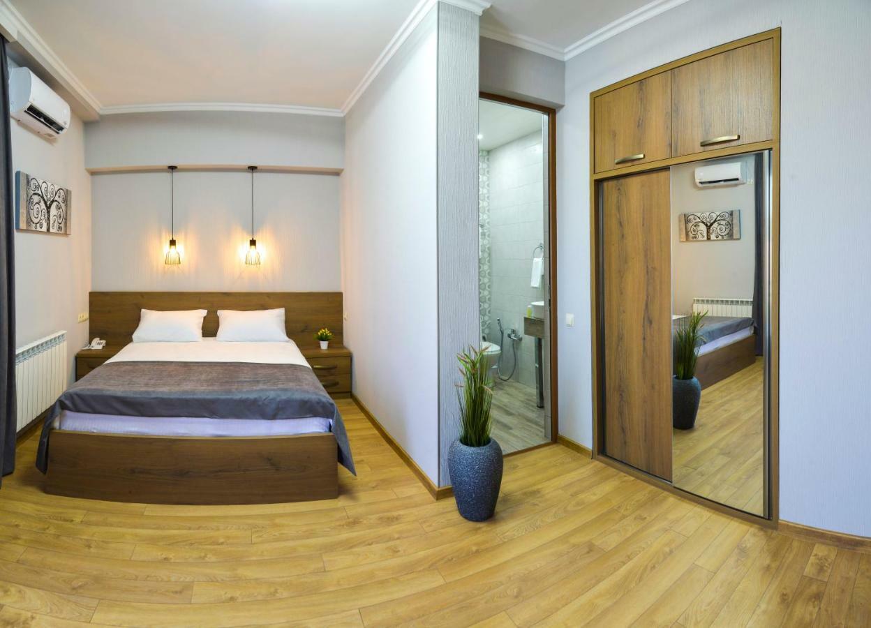 Hotel Livin Tbilisi Exterior foto